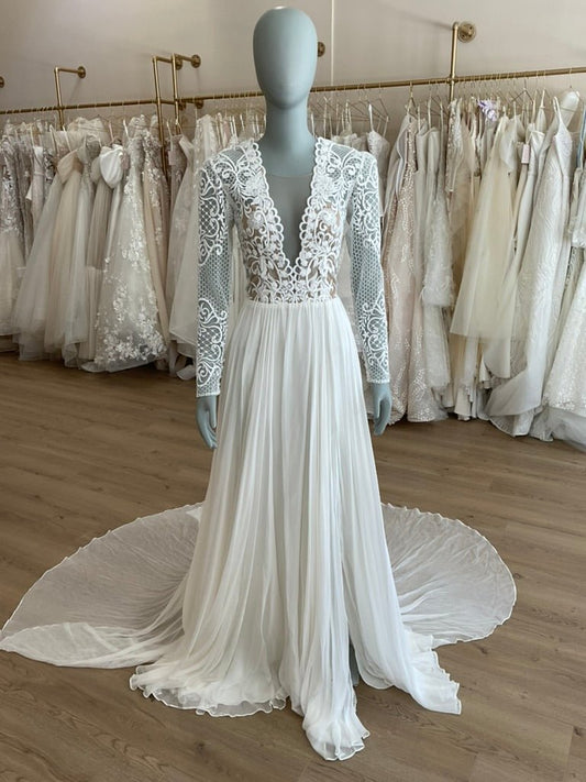 Leanne Marshall - Angeline (10)Wedding Dresses10