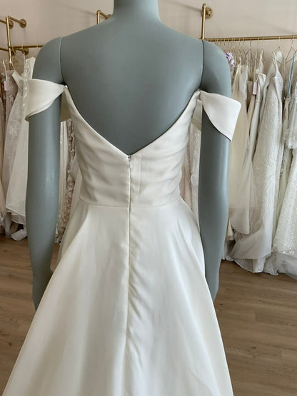 Leanne Marshall - Eliza (4)Wedding Dresses4
