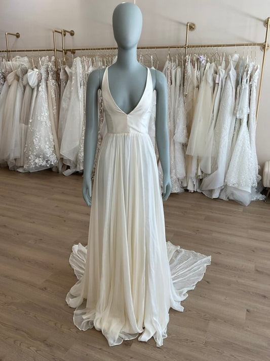 Leanne Marshall - Jonna (Small)Wedding DressesSmall