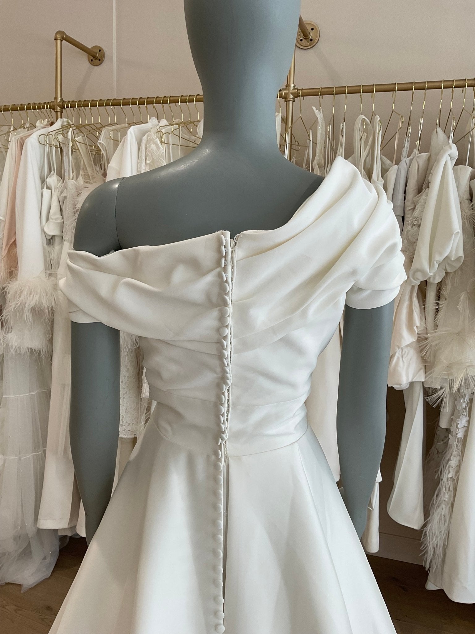 Louvienne - Cortlan (14)Wedding Dresses14