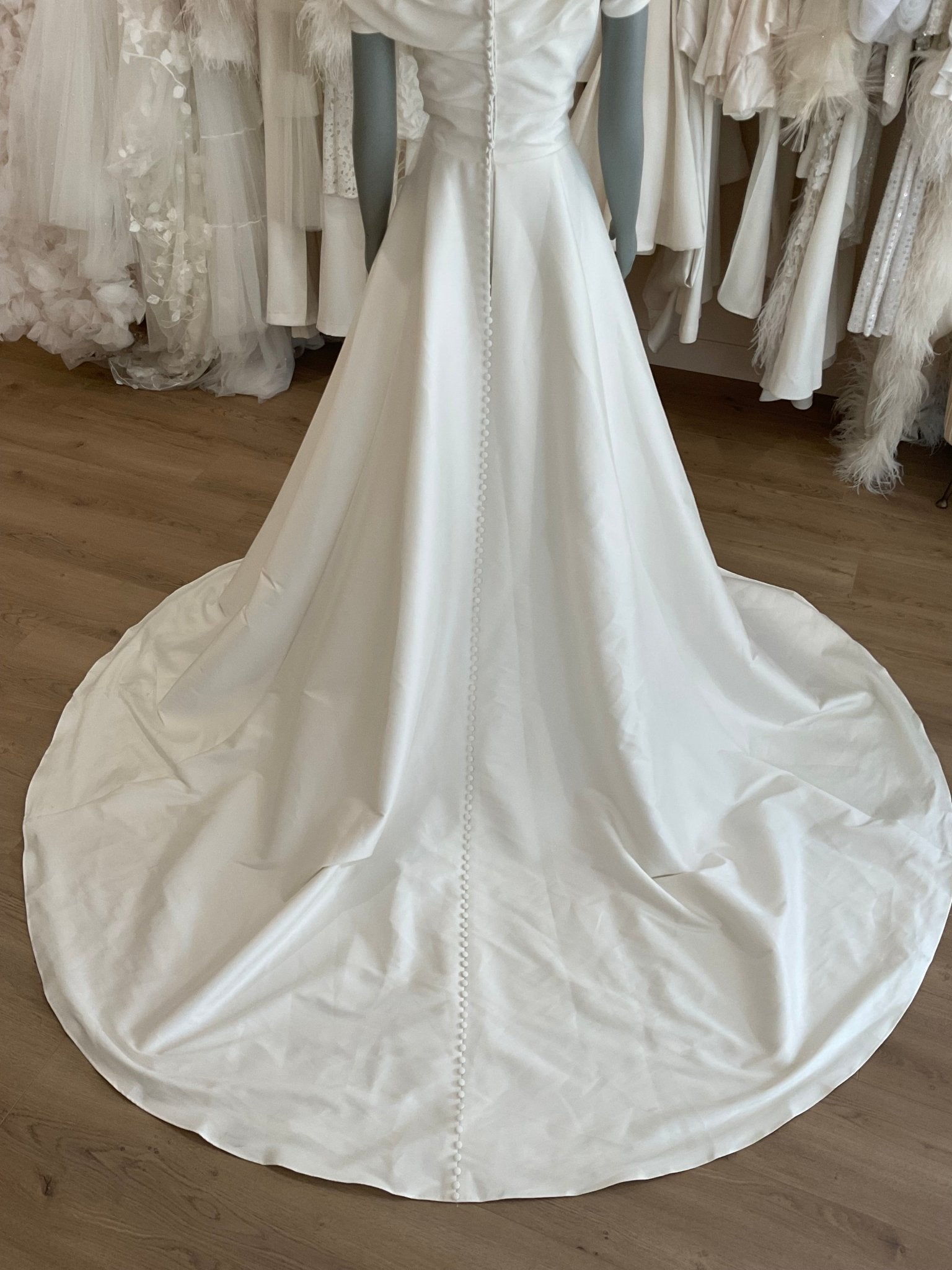 Louvienne - Cortlan (14)Wedding Dresses14