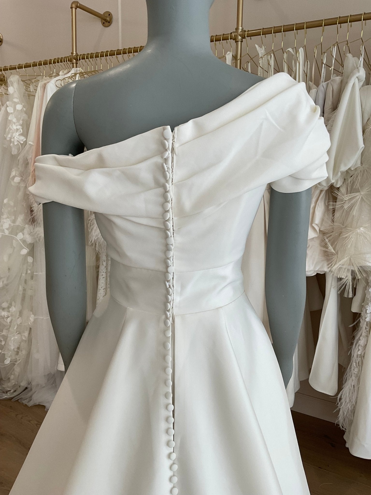 Louvienne - Cortlan (6)Wedding Dresses6