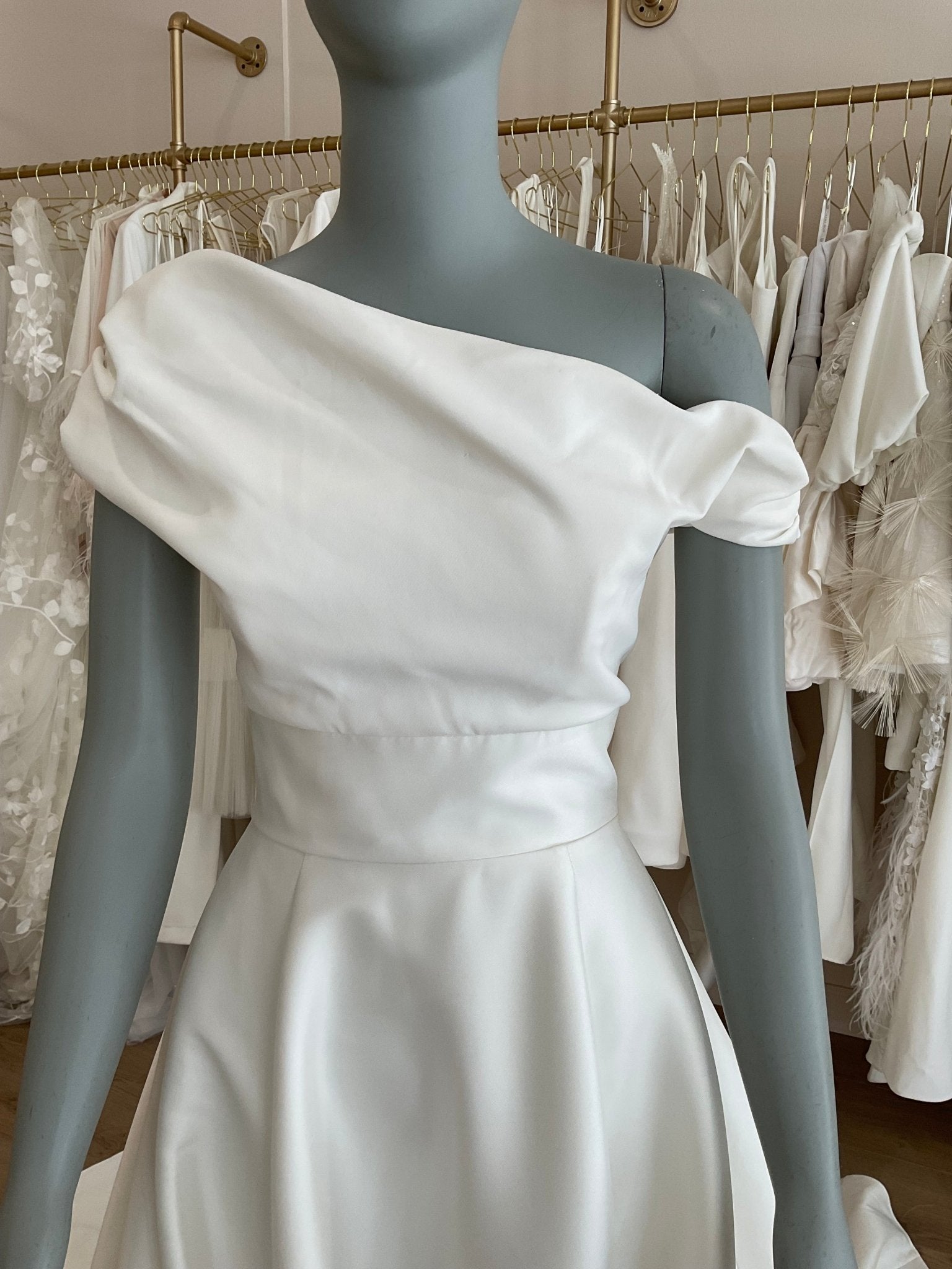 Louvienne - Cortlan (6)Wedding Dresses6