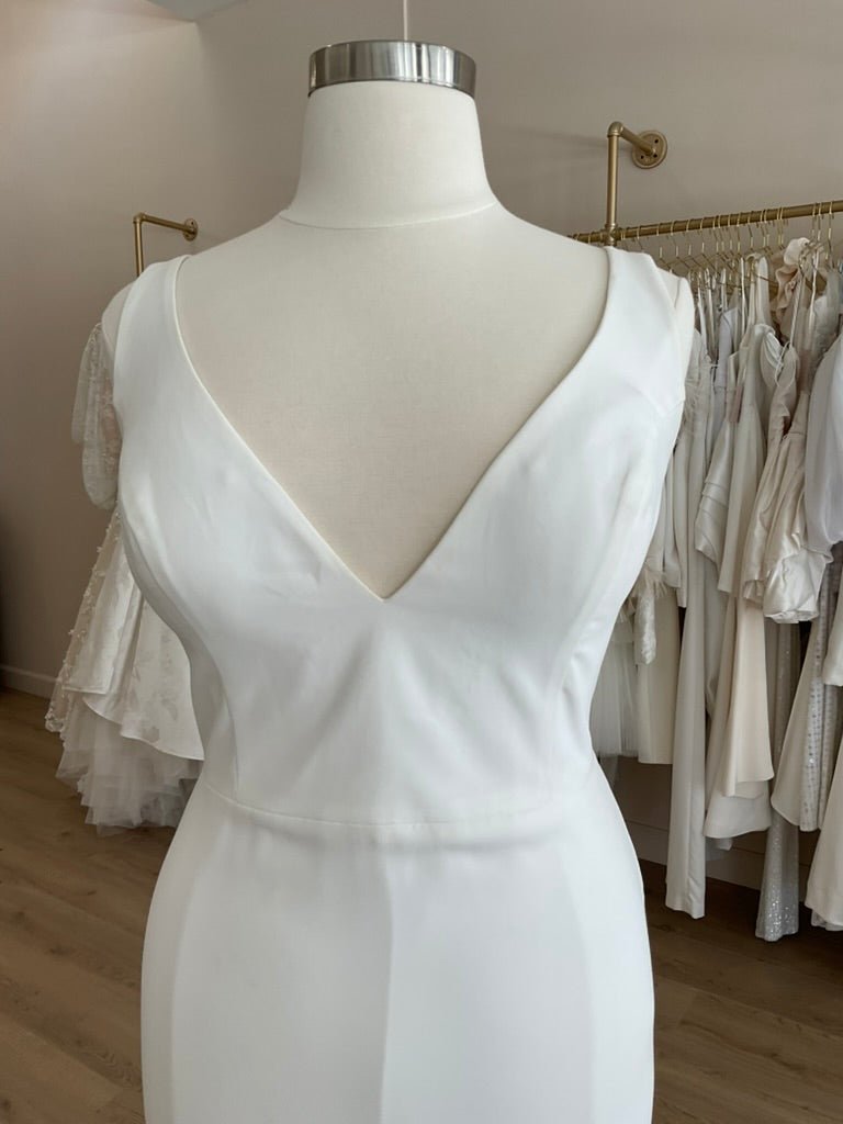 Louvienne - Danni (20)Wedding Dresses20