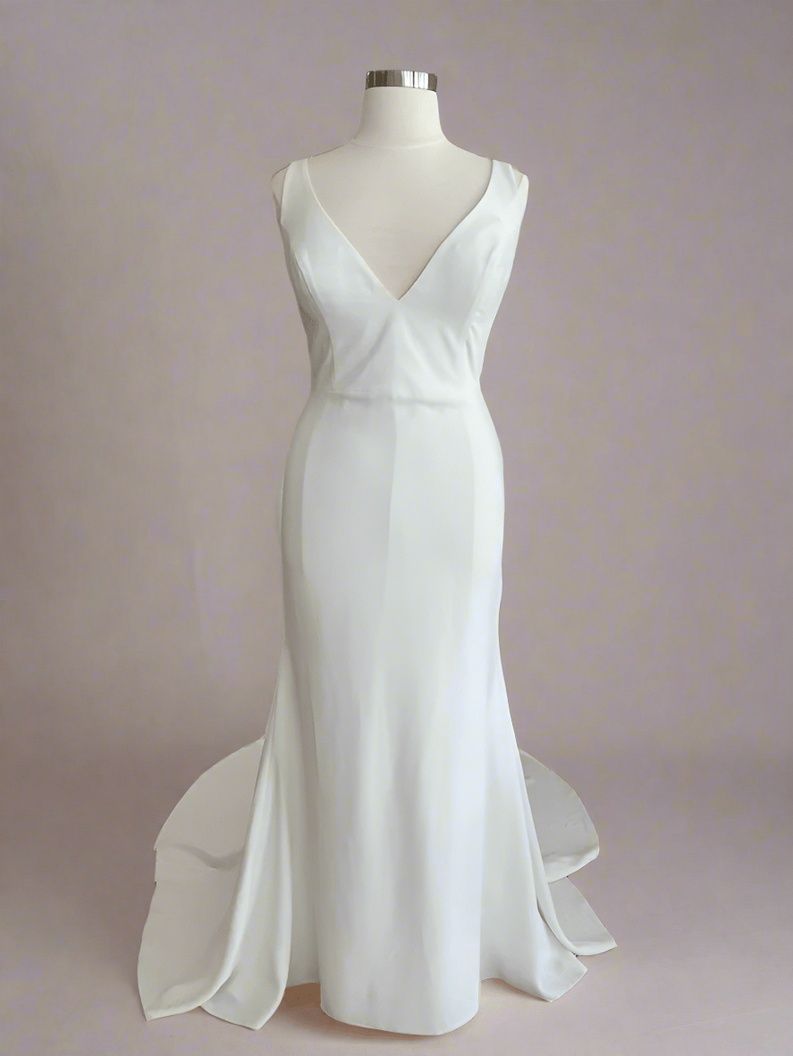 Louvienne - Danni (20)Wedding Dresses20