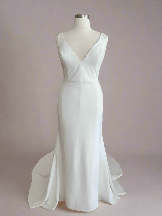 Louvienne - Danni (20)Wedding Dresses20