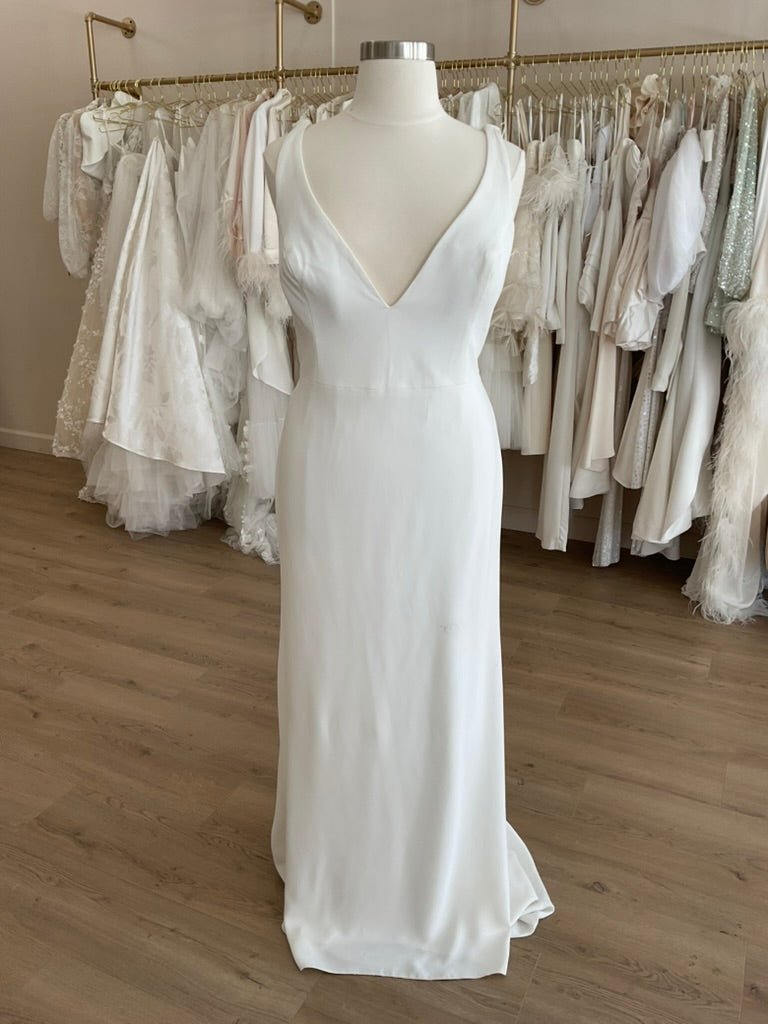 Louvienne - Danni (24)Wedding Dresses24