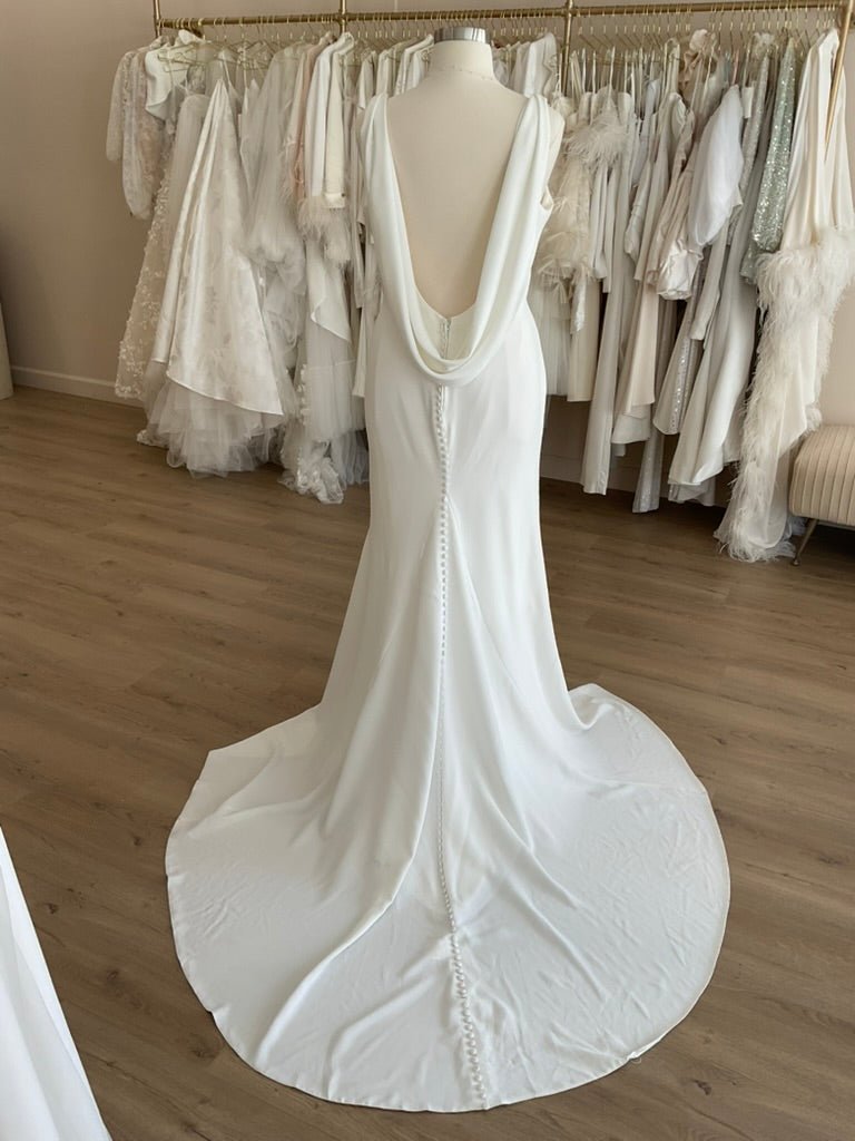 Louvienne - Danni (24)Wedding Dresses24