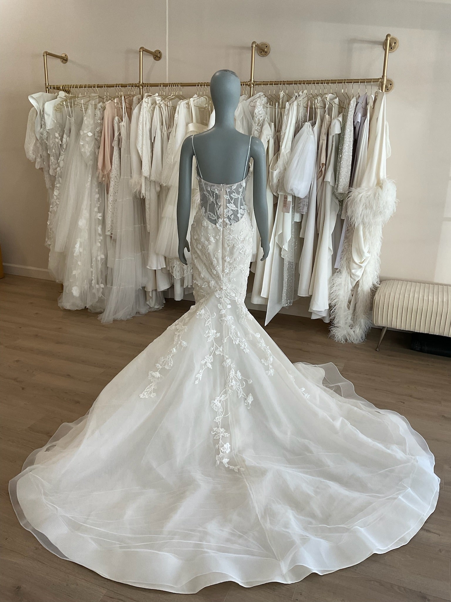 Maria Farbinni - Camelia (10)Wedding DressesIvory