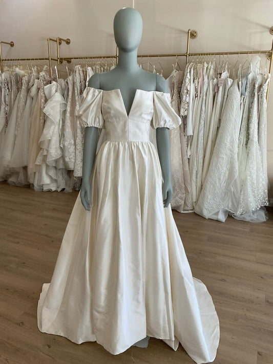 Markarian - Yvetta (4)Wedding Dresses4