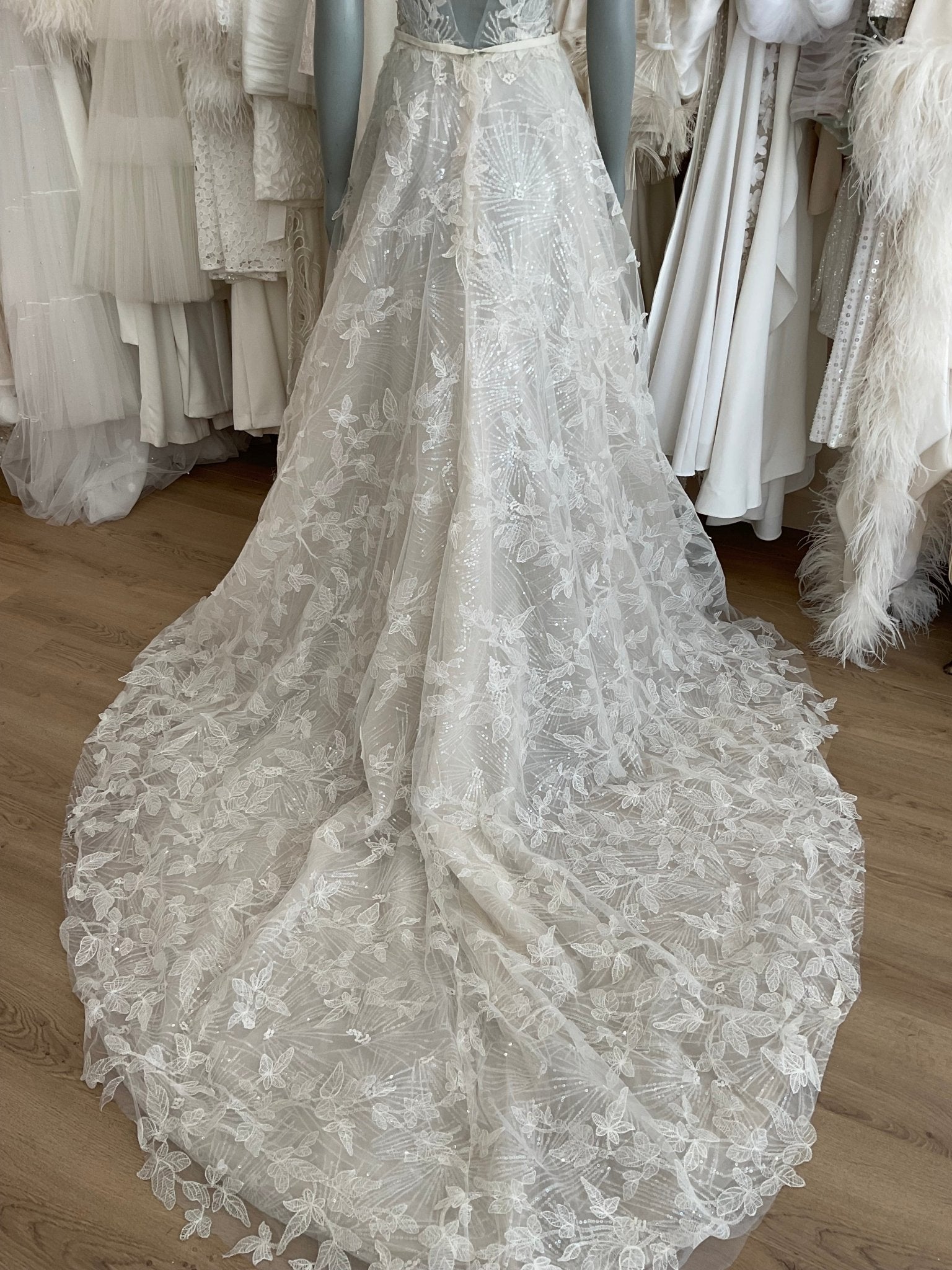 Mira Zwillinger - Kaya (2)Wedding Dresses2