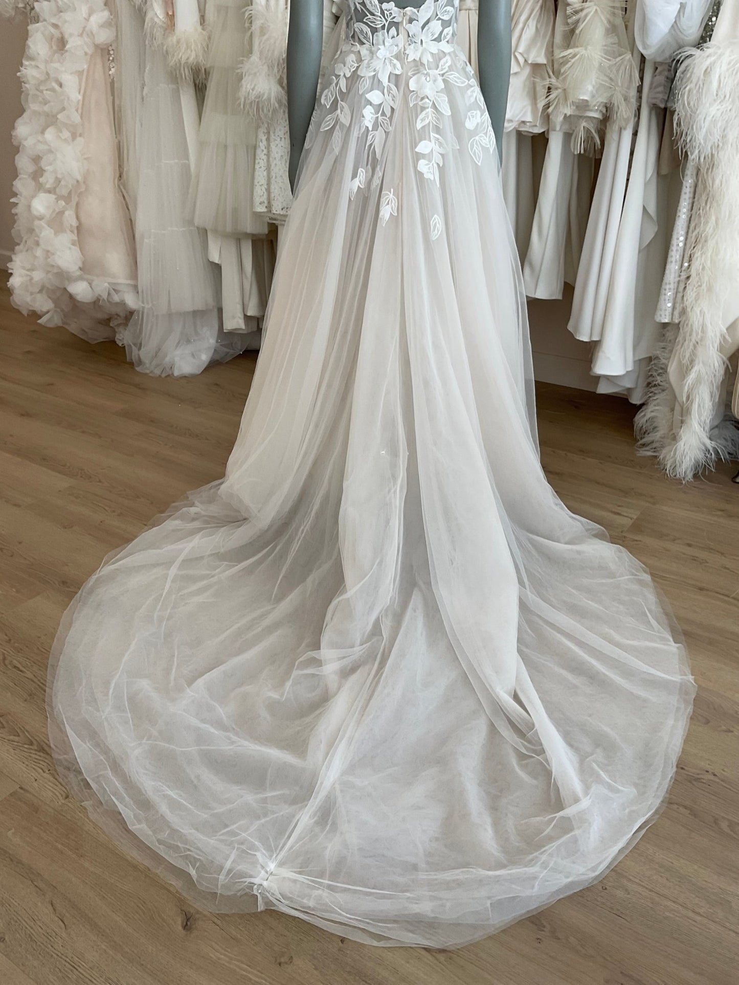Mira Zwillinger - Nelly (6)Wedding Dresses6