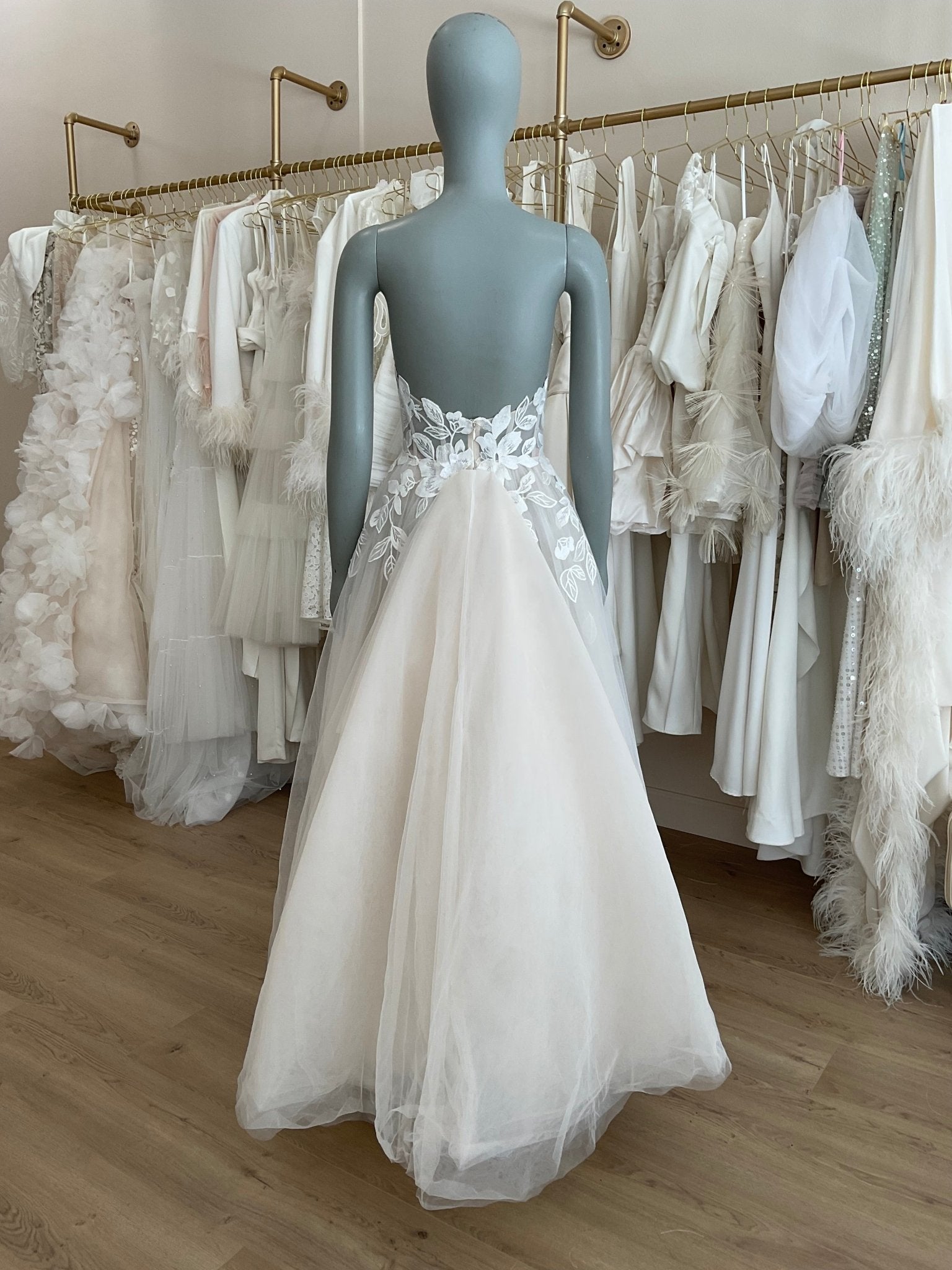 Mira Zwillinger - Nelly (6)Wedding Dresses6