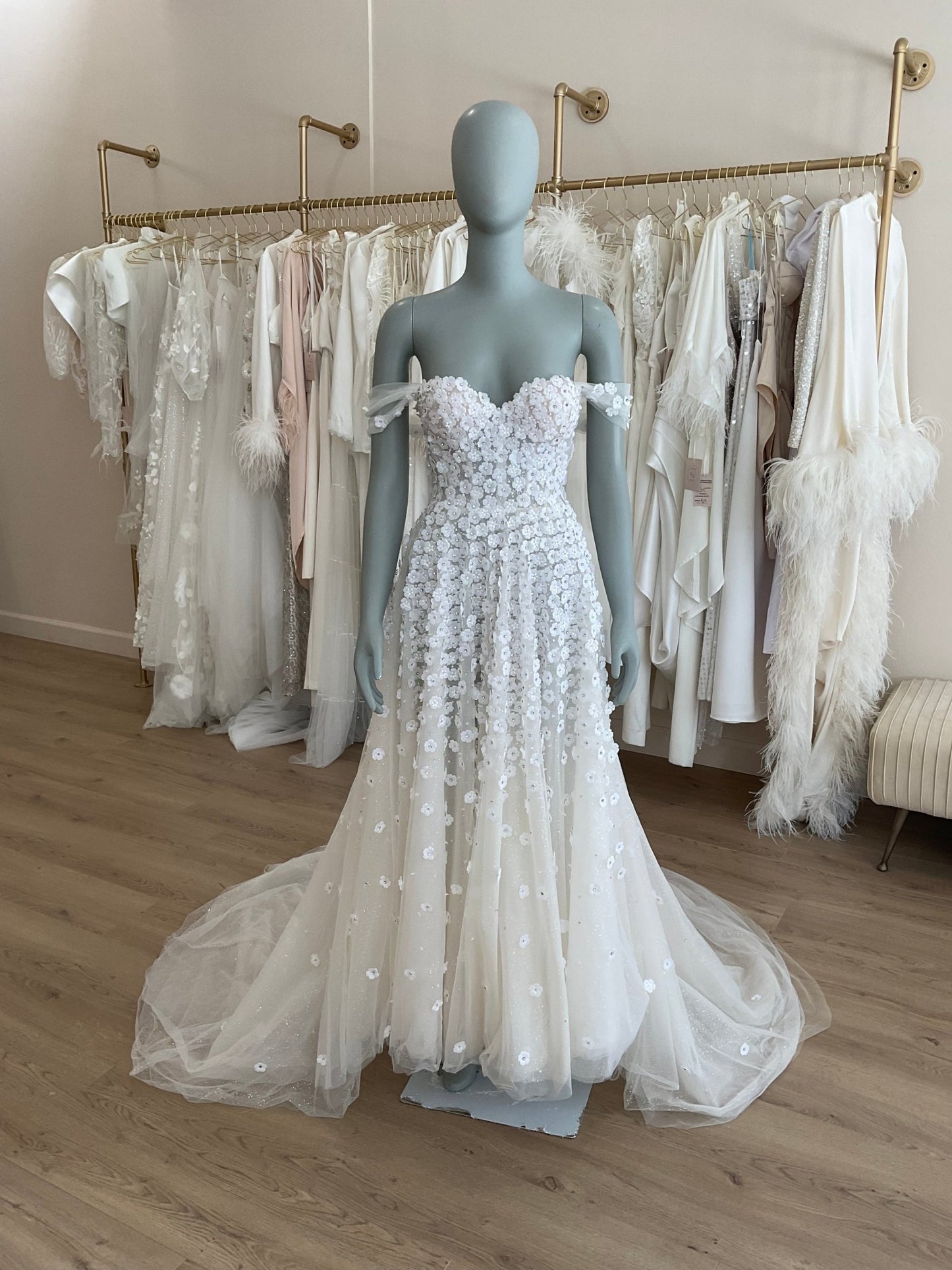 Netta Benshabu - Florence (0)Wedding Dresses0
