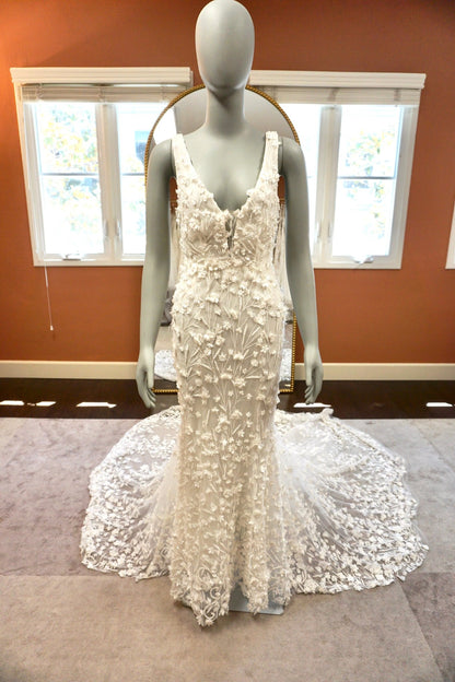 Reem Acra - Chrysler Gown (4)Wedding DressesUsed