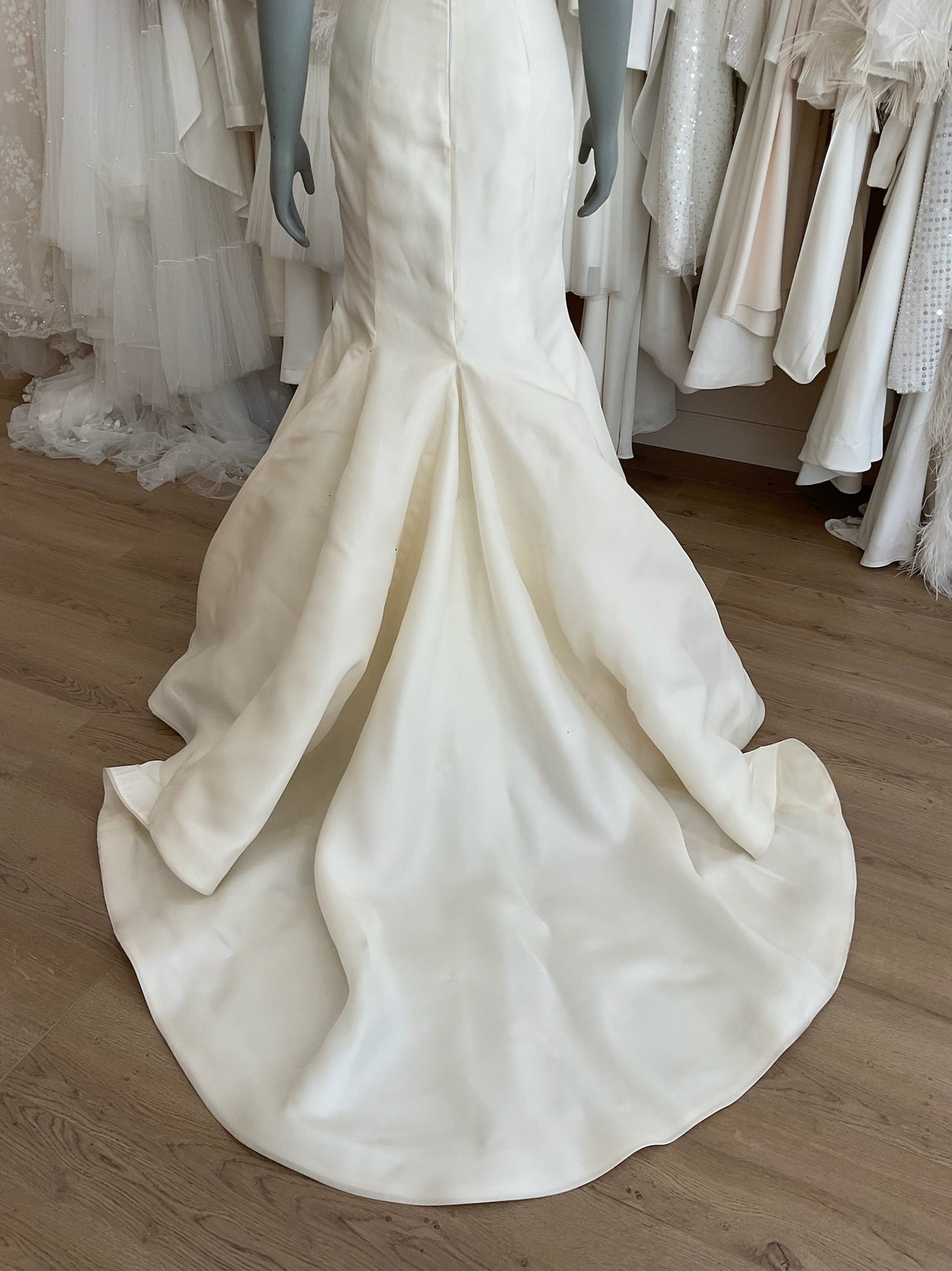 Sareh Nouri - Azalia (0)Wedding Dresses0