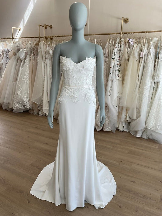 Suzanne Neville - Romance (modified) (8)Wedding Dresses8