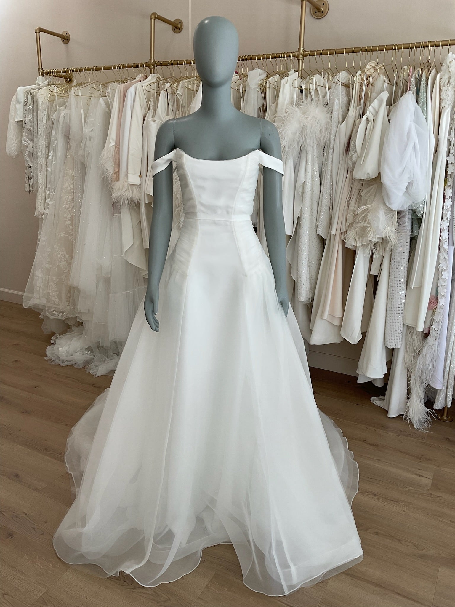 Tara Lauren - Amandine (8)Wedding Dresses8