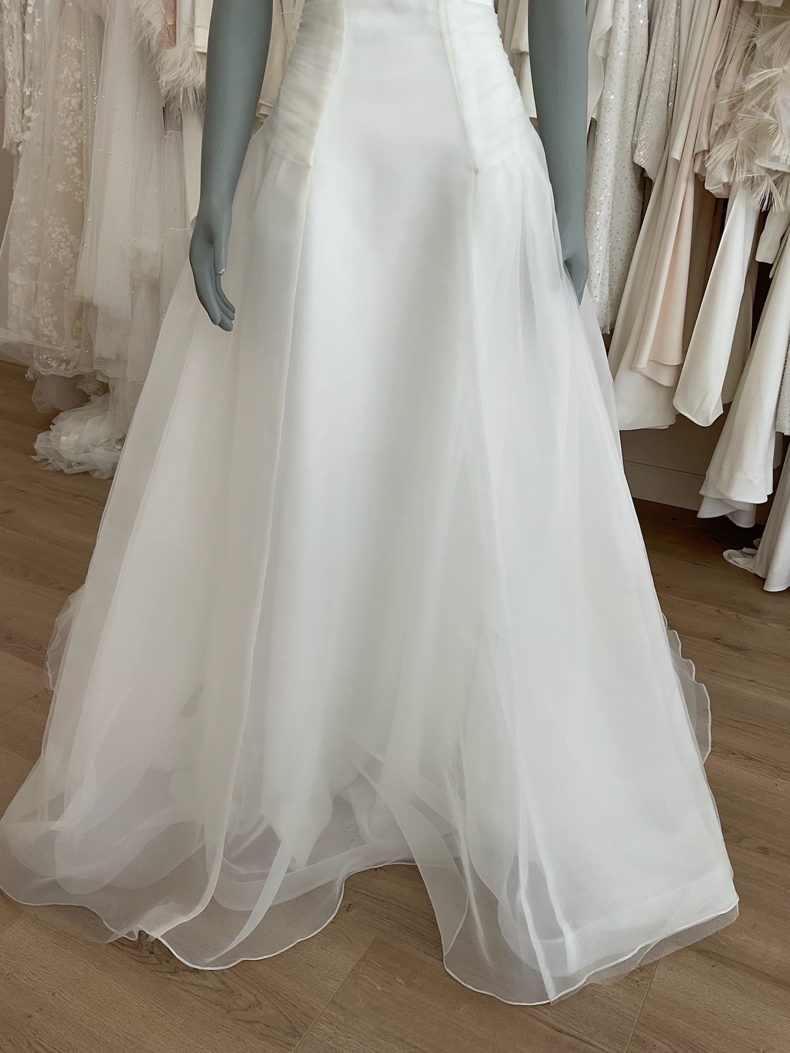 Tara Lauren - Amandine (8)Wedding Dresses8