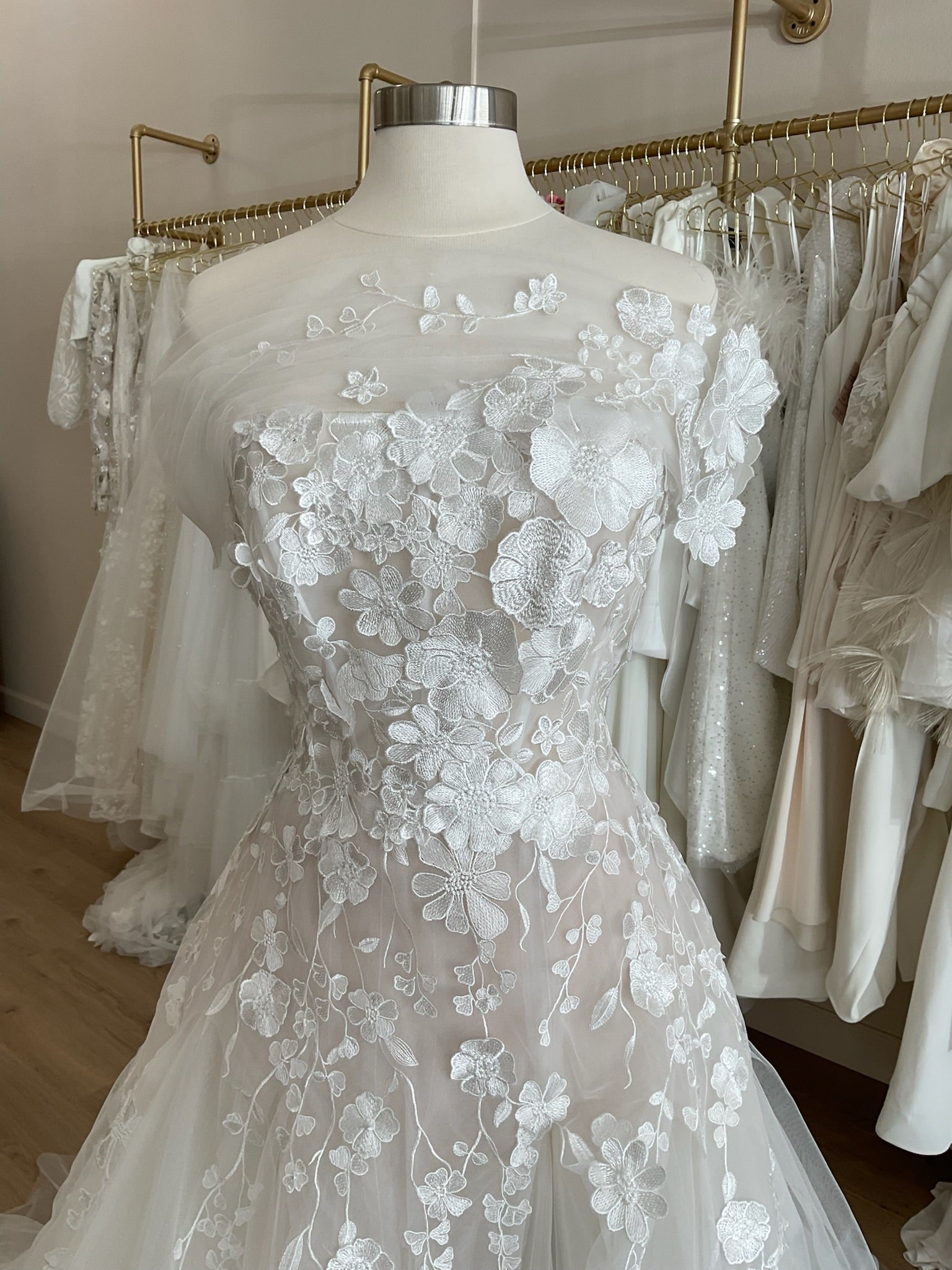 Valentini Spose - Fiora w/ shrug (12)Wedding Dresses12