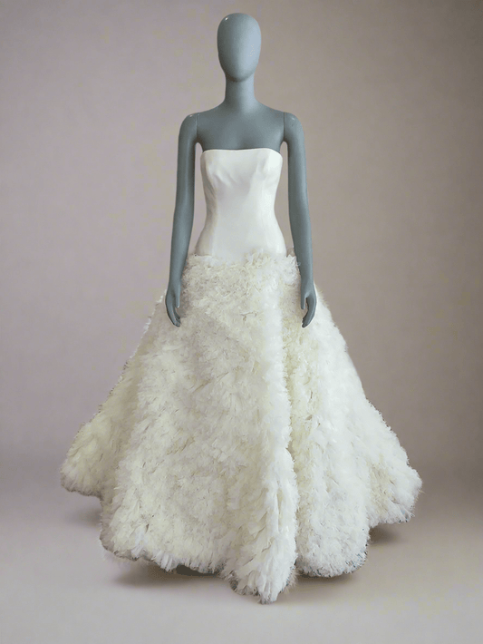 Vera Wang - Eleanor (6)Wedding Dresses6