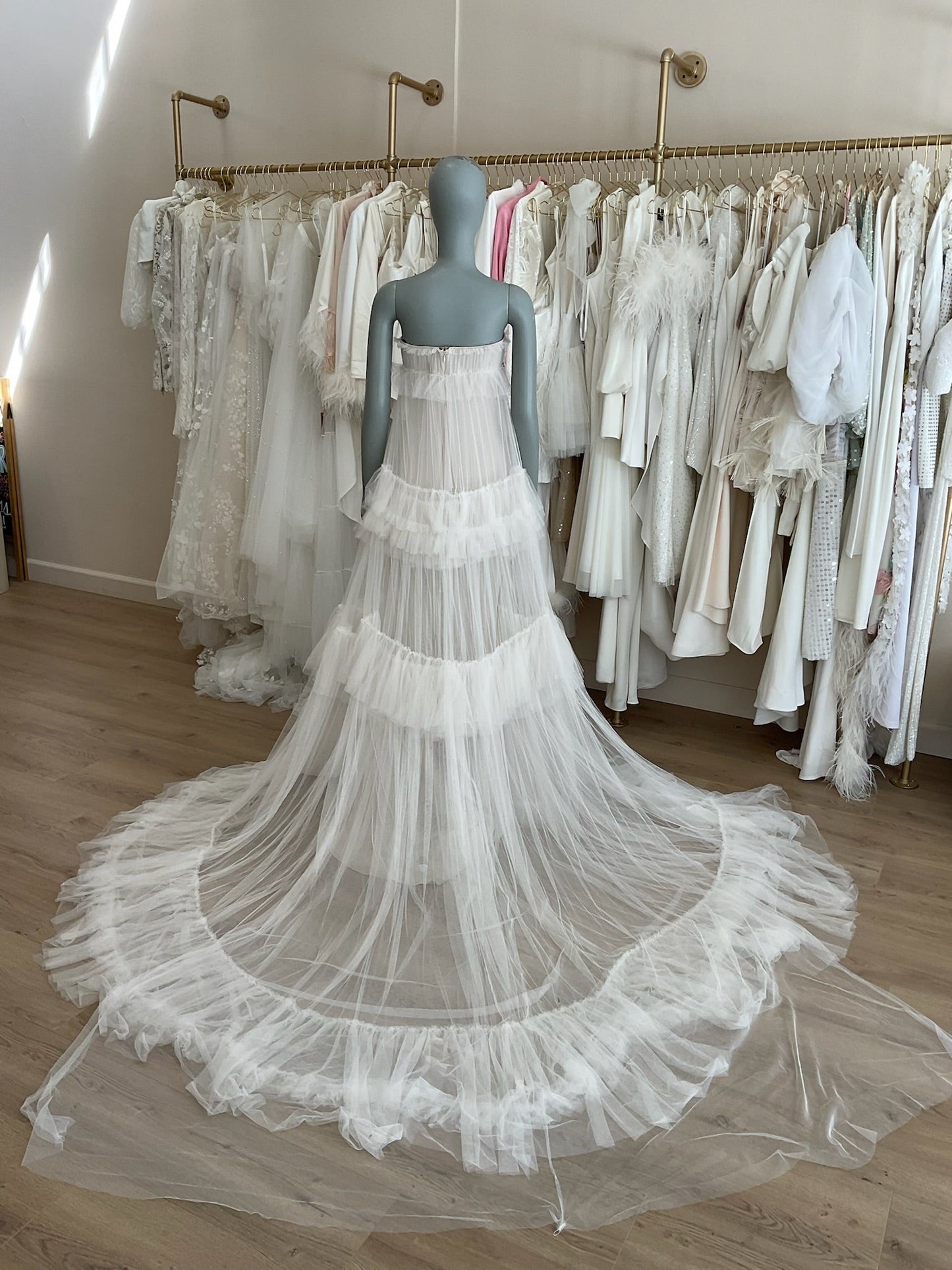 Vera Wang - Phillipa (14)Wedding Dresses14