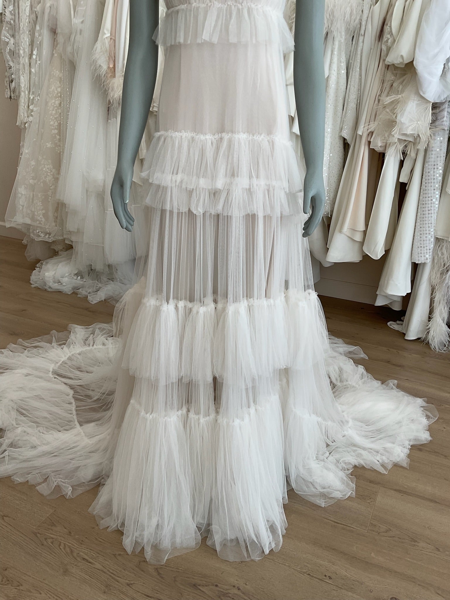Vera Wang - Phillipa (14)Wedding Dresses14