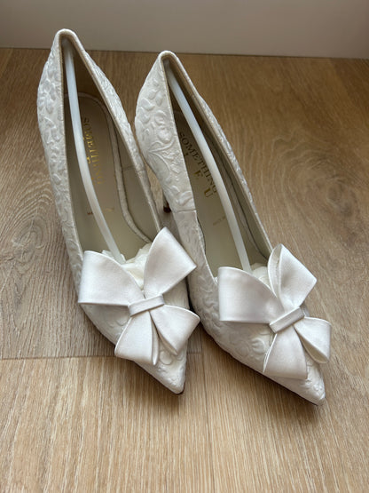 Something Bleu - Fia Pointed Toe Pump (6.5)