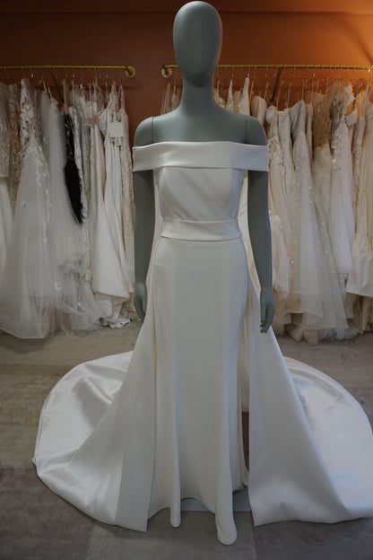 Modern Trousseau - Olympia