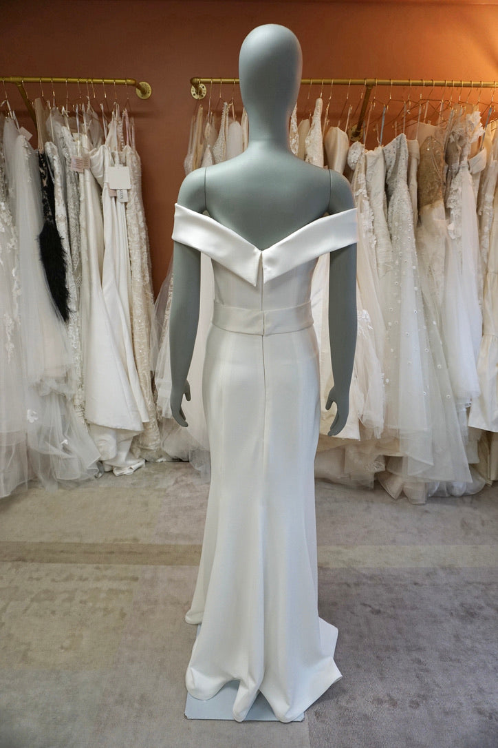 Modern Trousseau - Olympia
