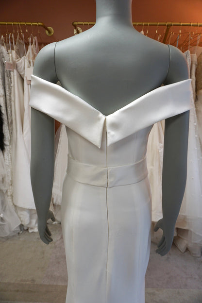Modern Trousseau - Olympia